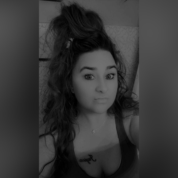 ✨I’m LIVE✨ Like! Share! Join! - Picture 3 of 16